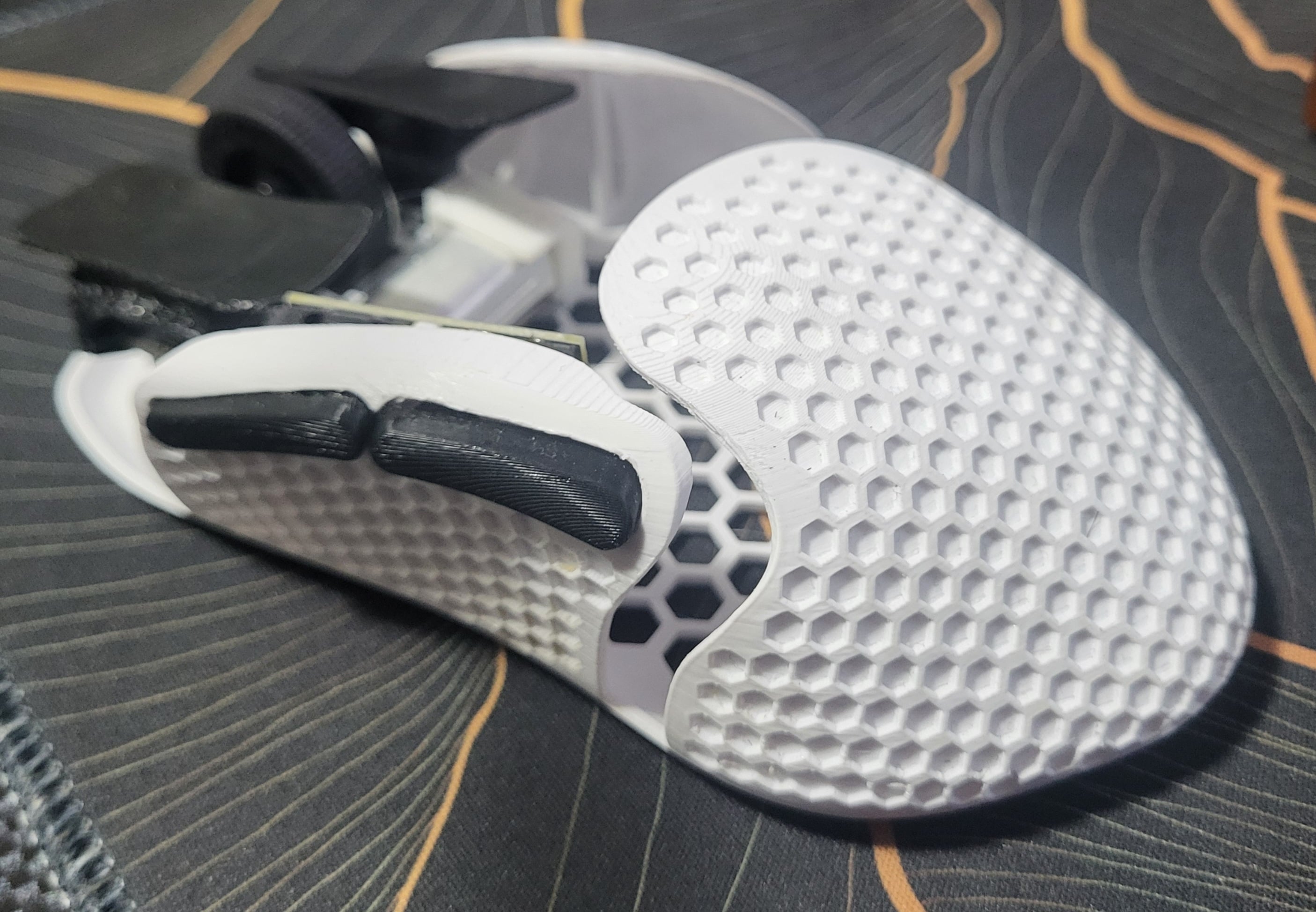 MULLET MOUSE (Ergo Mouse Shell for Moddo Mouse)