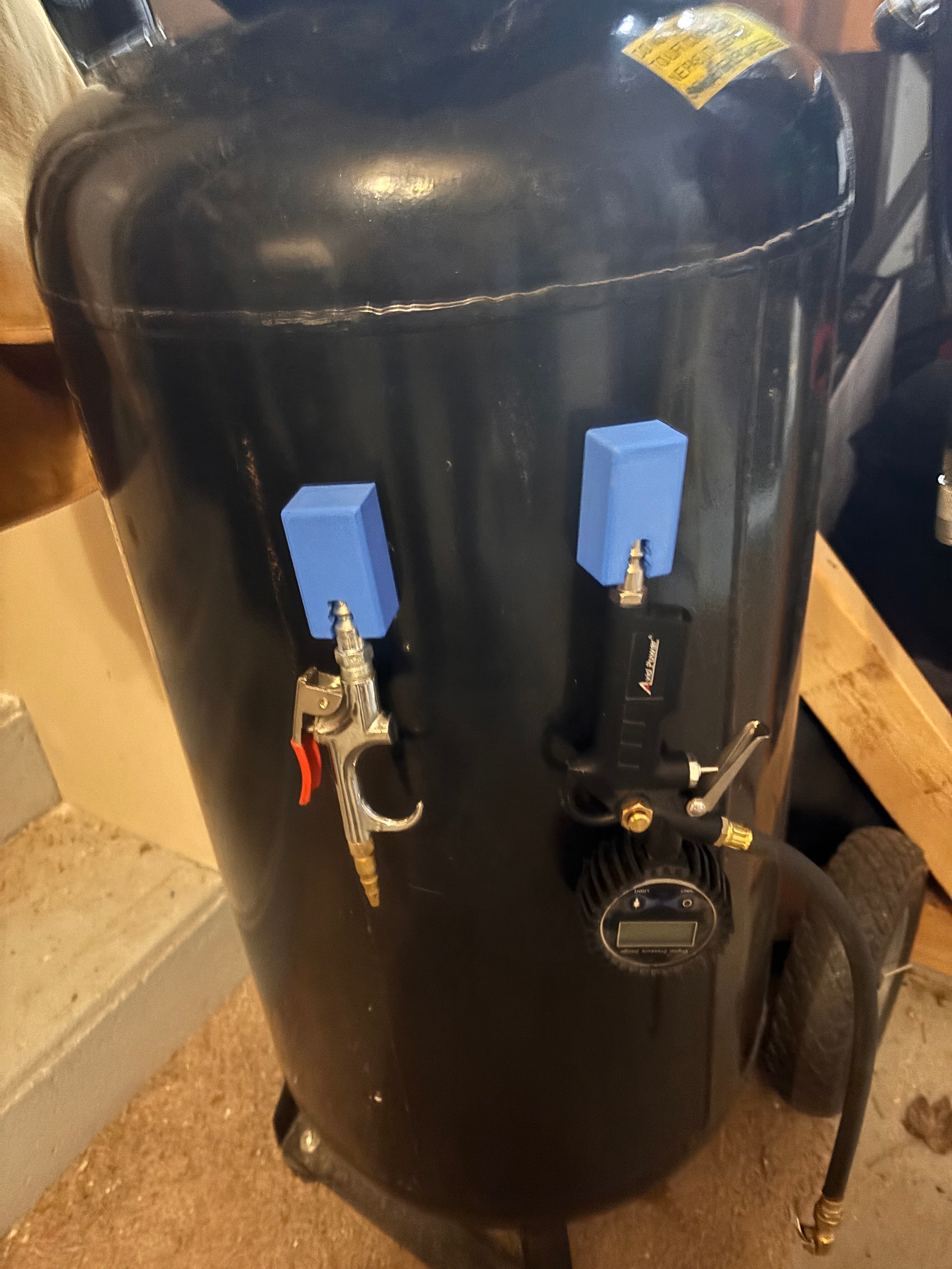 Magnetic Compressor Tool Holder