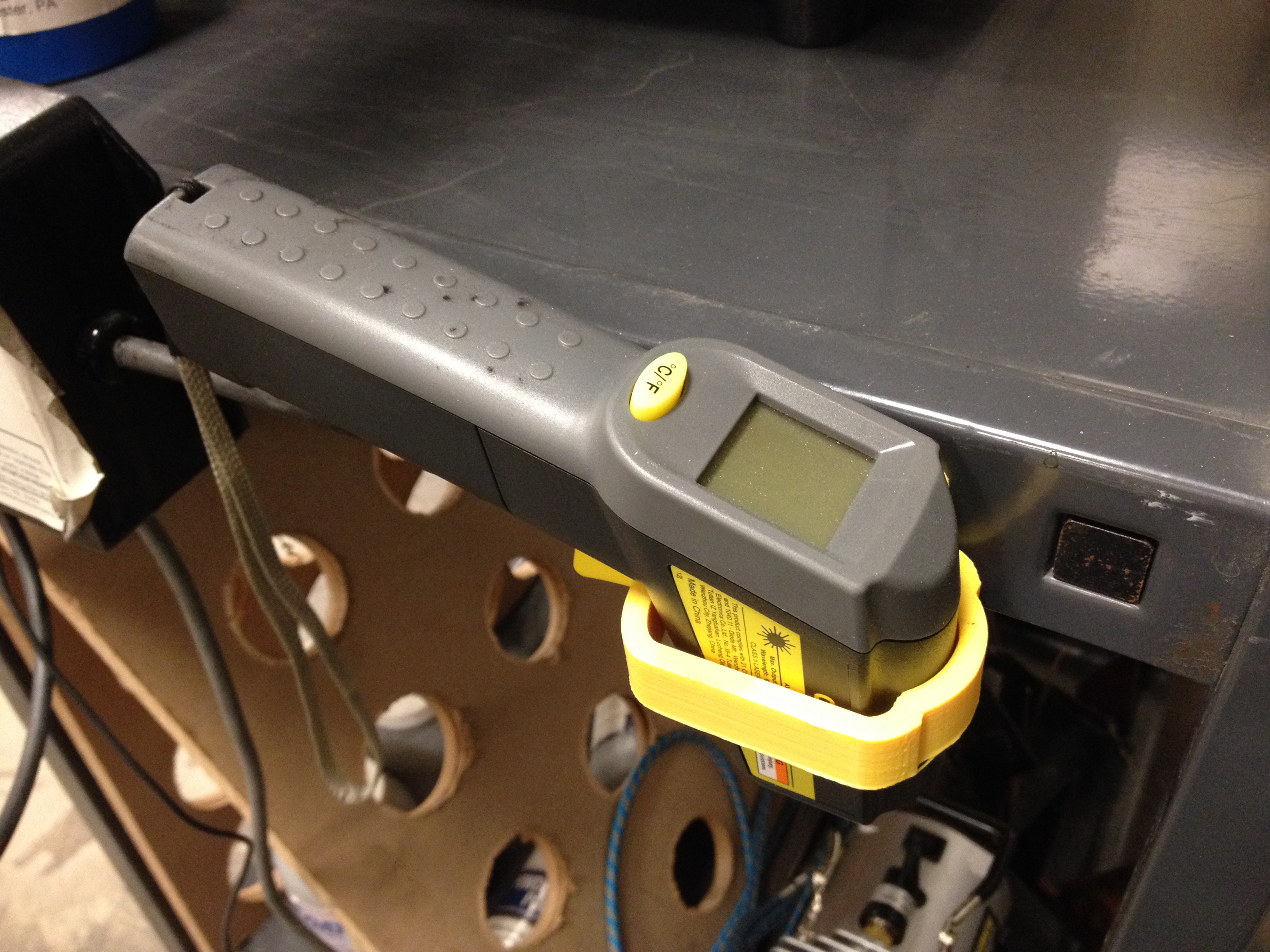 electric thermometer holder