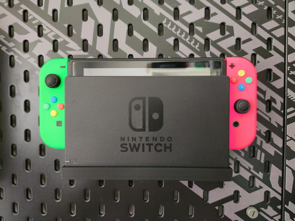 Nintendo Switch Holder for Skadis Pegboard