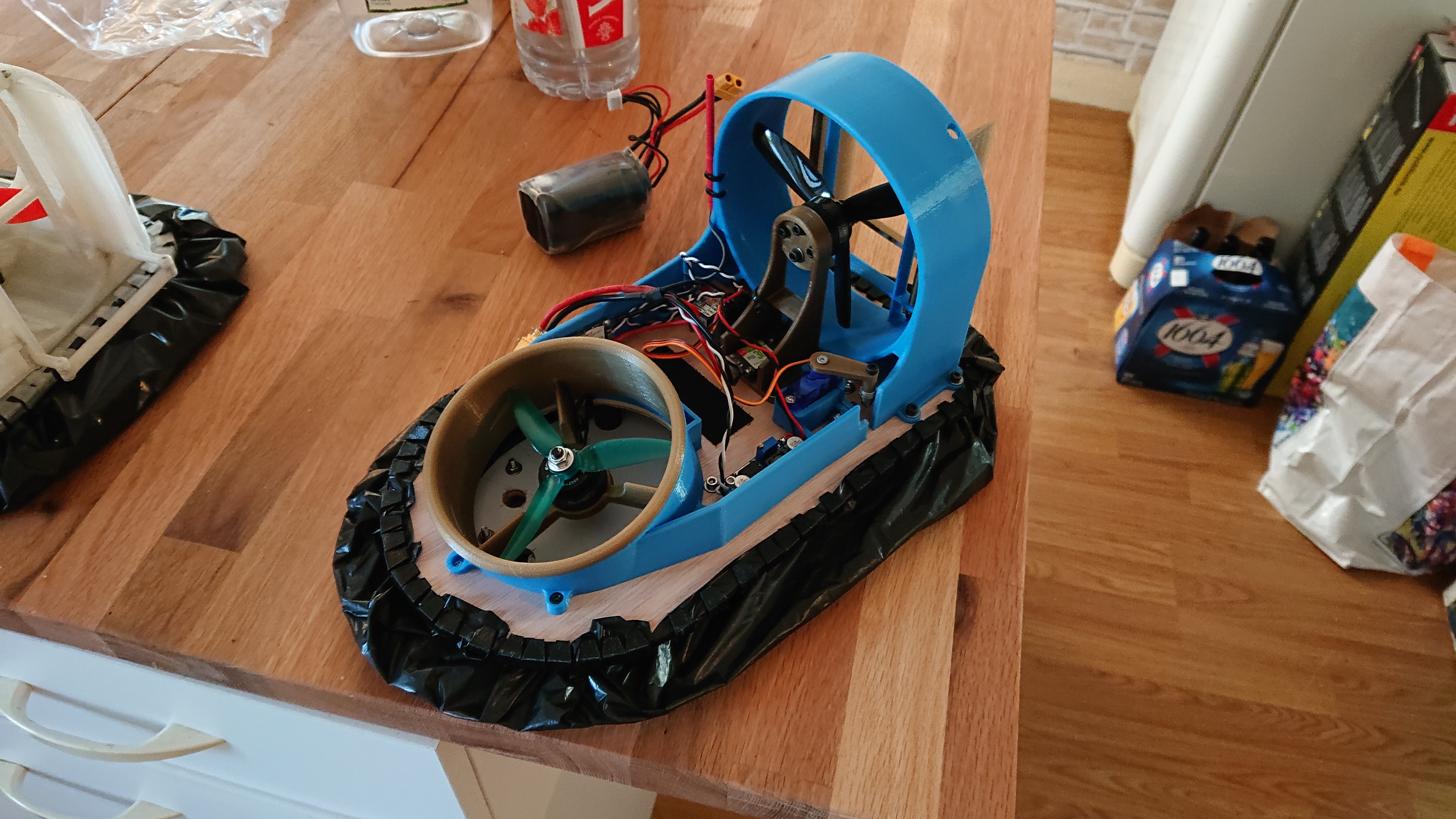 RC Hovercraft (plywood)