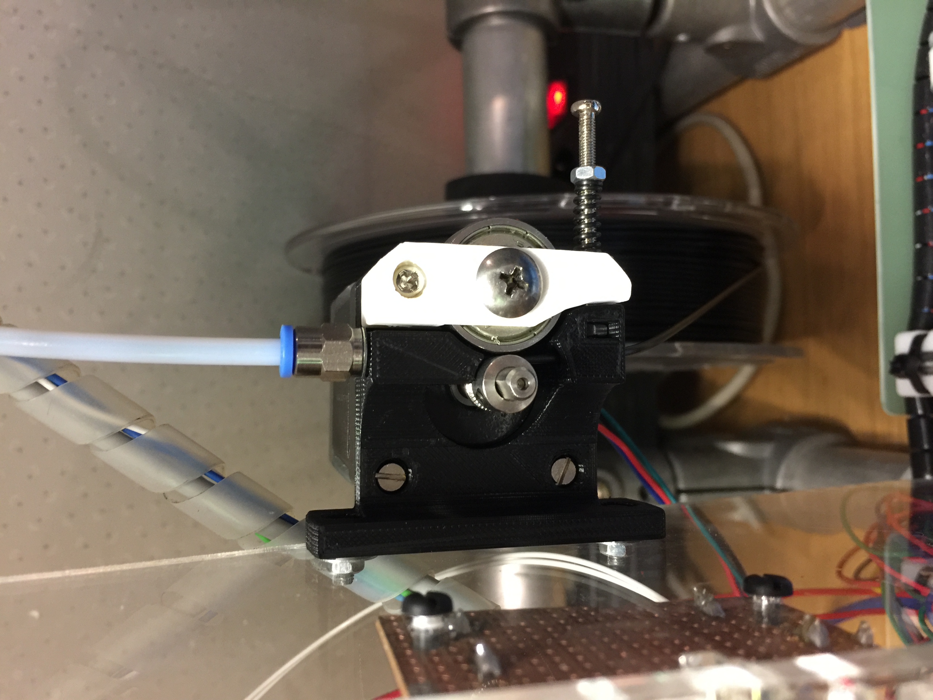 Base for "Compact Bowden Extruder" modded for flexible Filament