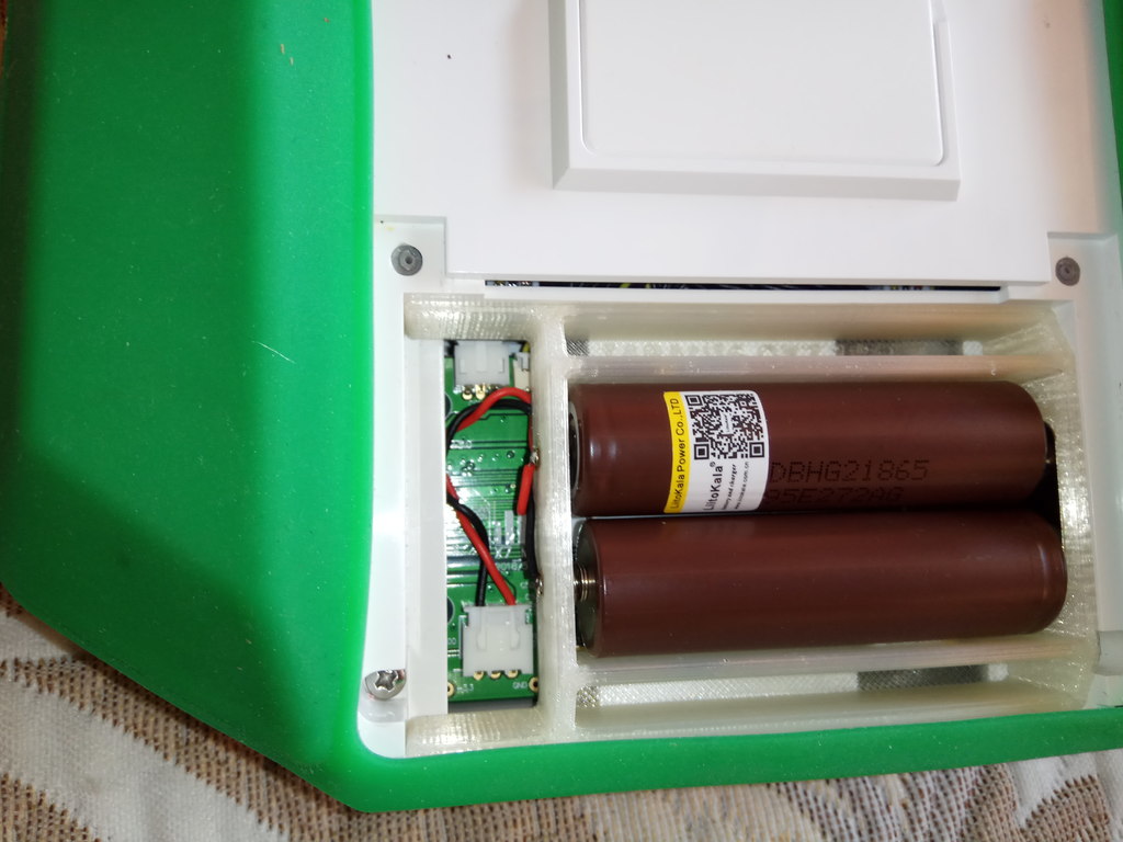 Q X7 18650 battery tray