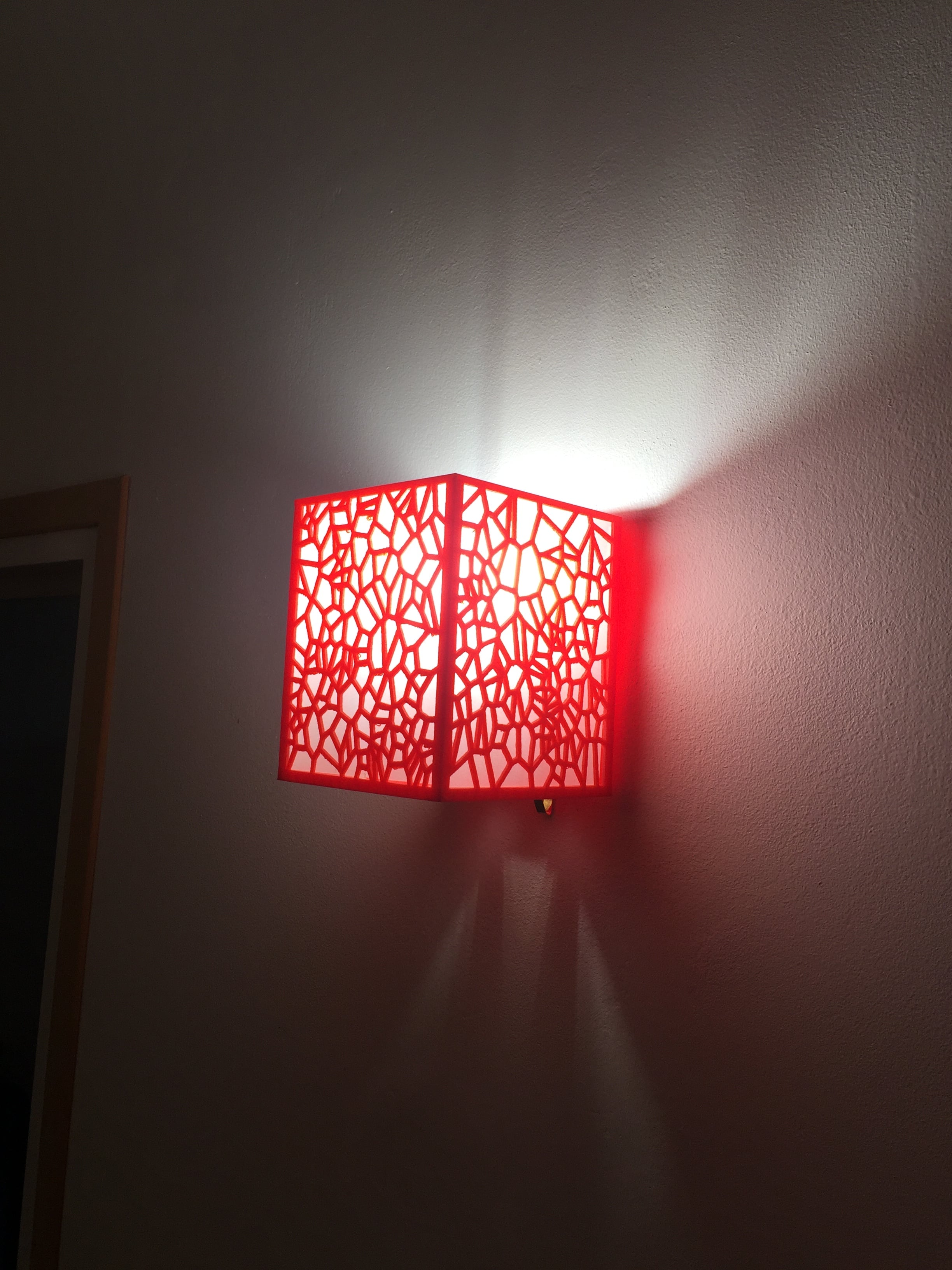 Wall light Voronoi