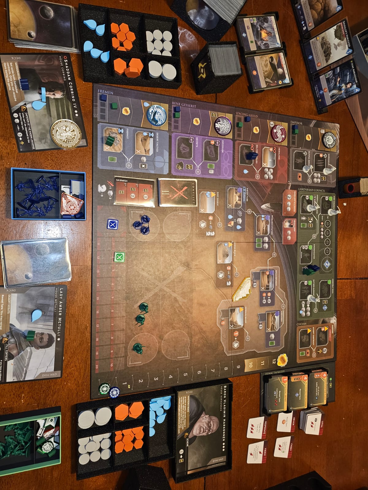 Dune: Imperium Uprising + Bloodlines Insert (Deluxe Upgrade compatible)
