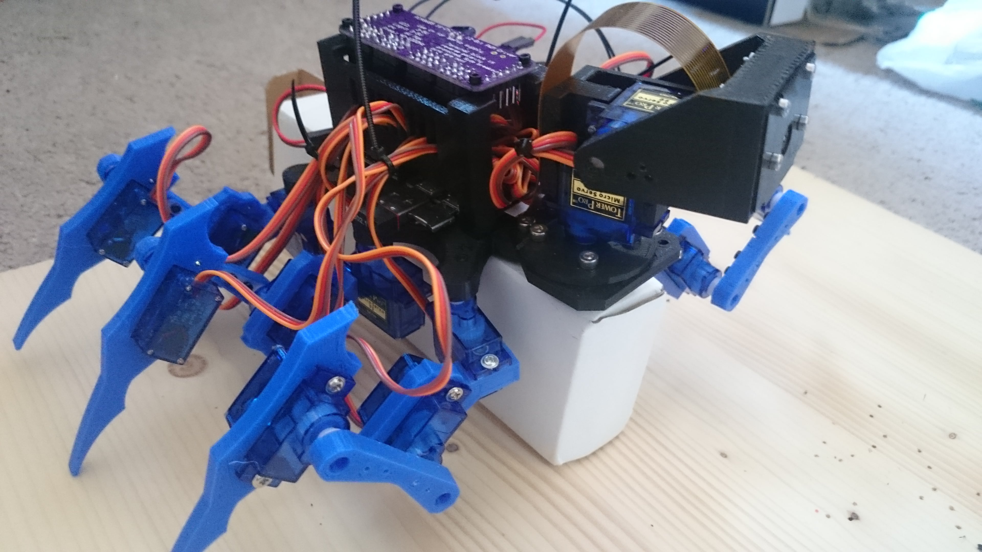 9g Hexapod Pi Zero Camera Updated Version