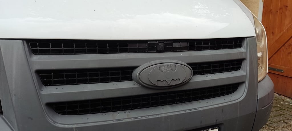 Batman Ford Emblem Badge - Transit MK7