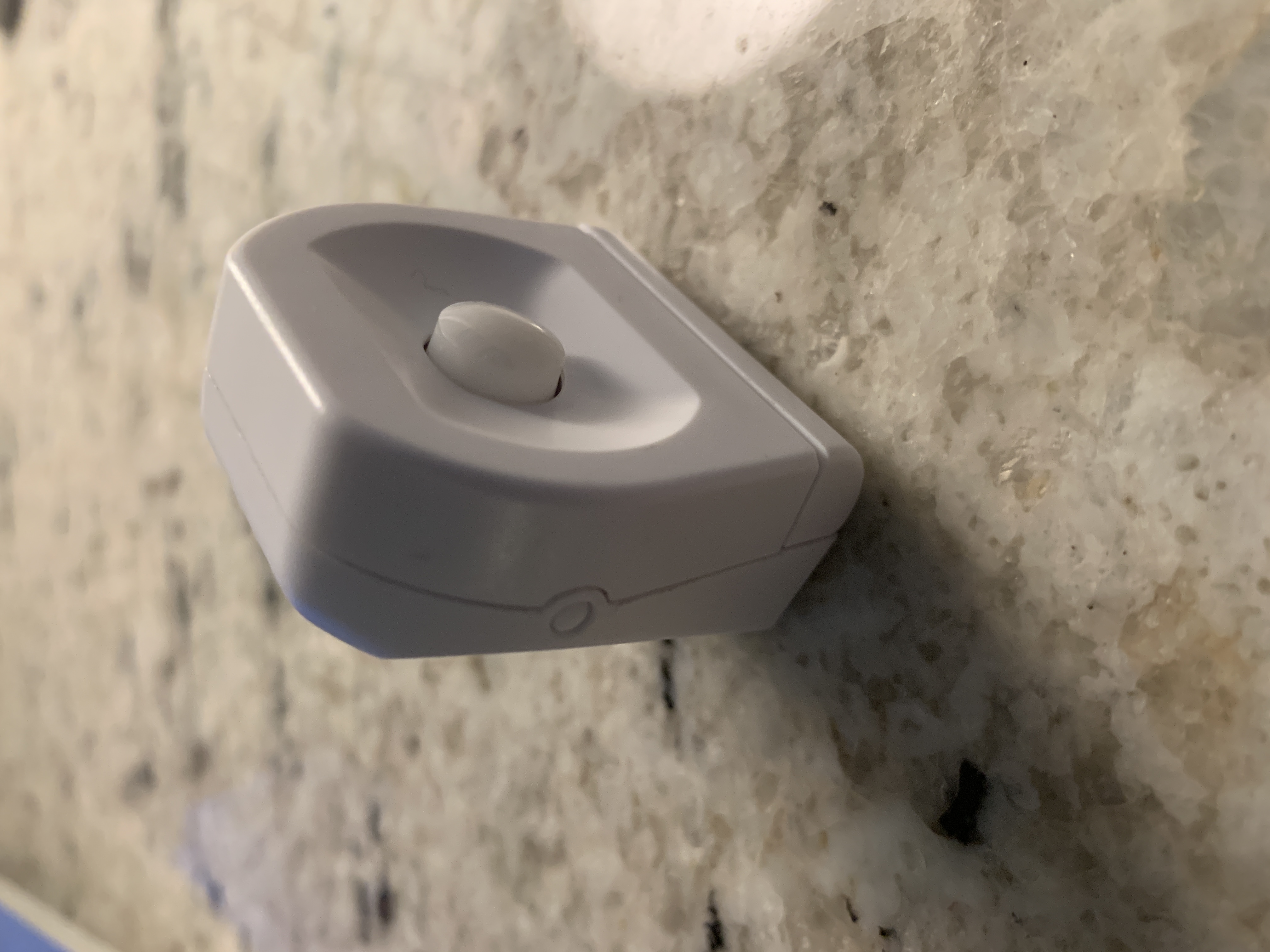 Iris 3326-L Motion Sensor Wall Mount