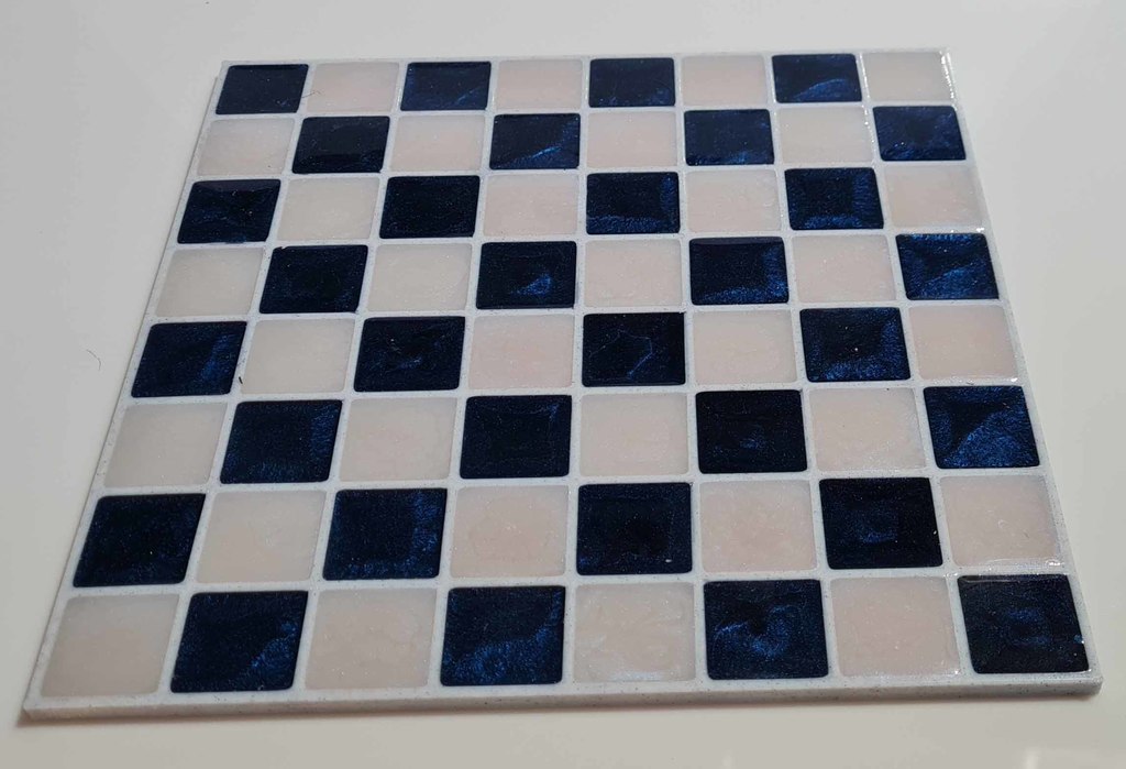 Chess / checker board for resin filling
