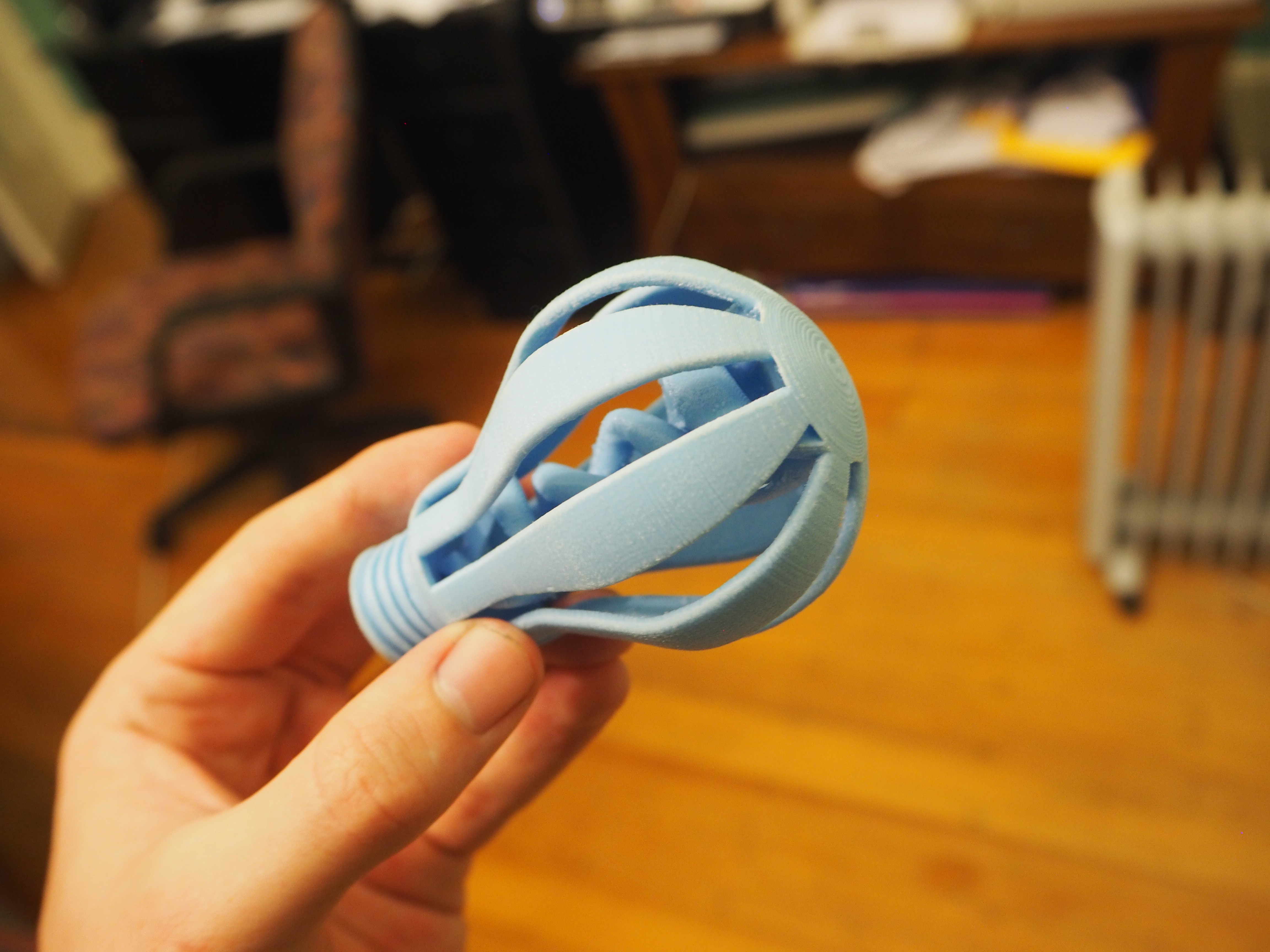 Light Bulb Sculpture 1