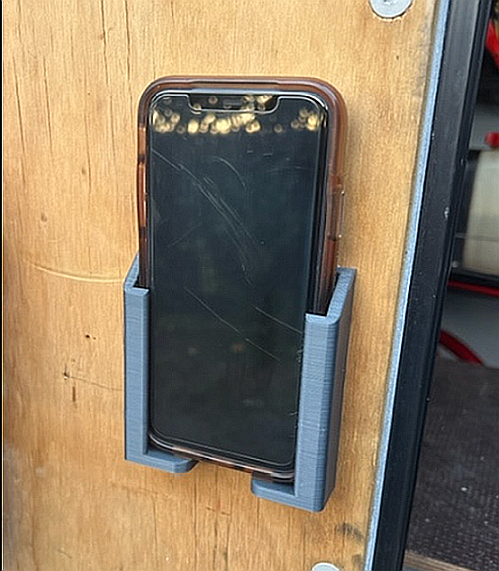 iPhone Max Wall Mount