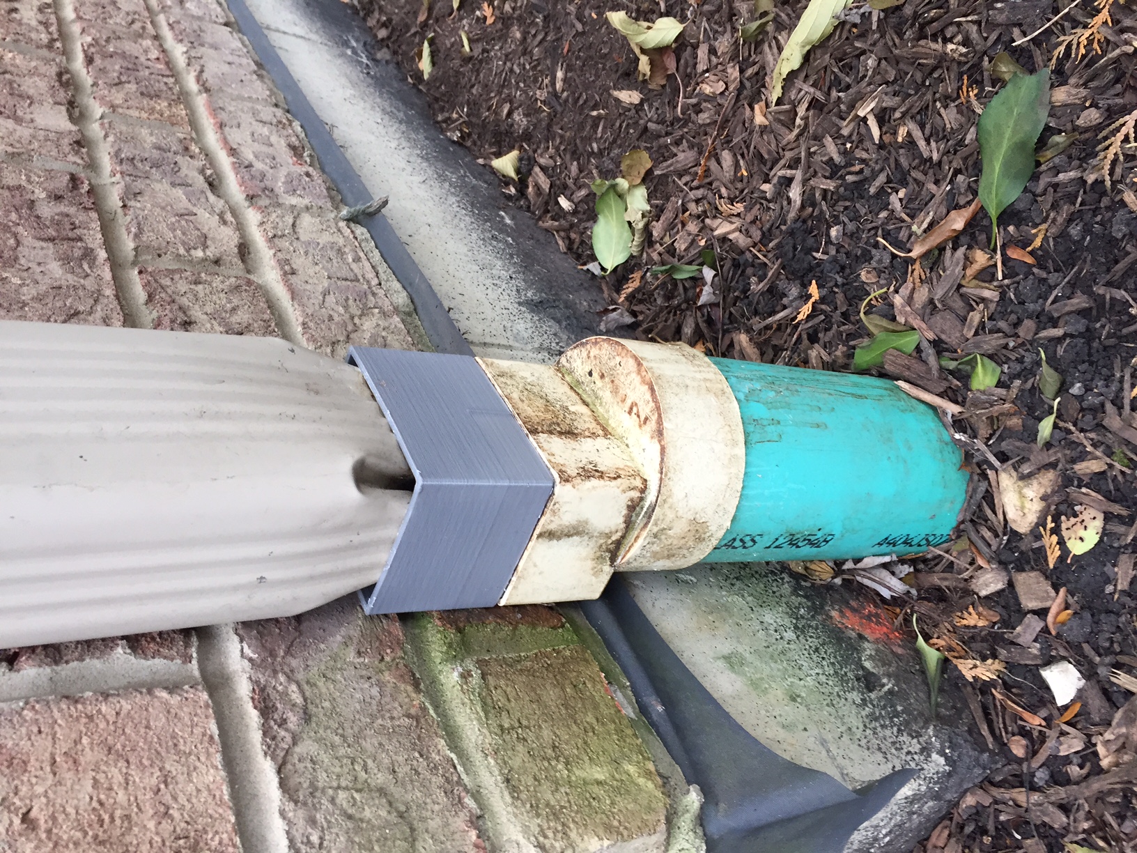 Gutter drain Extension