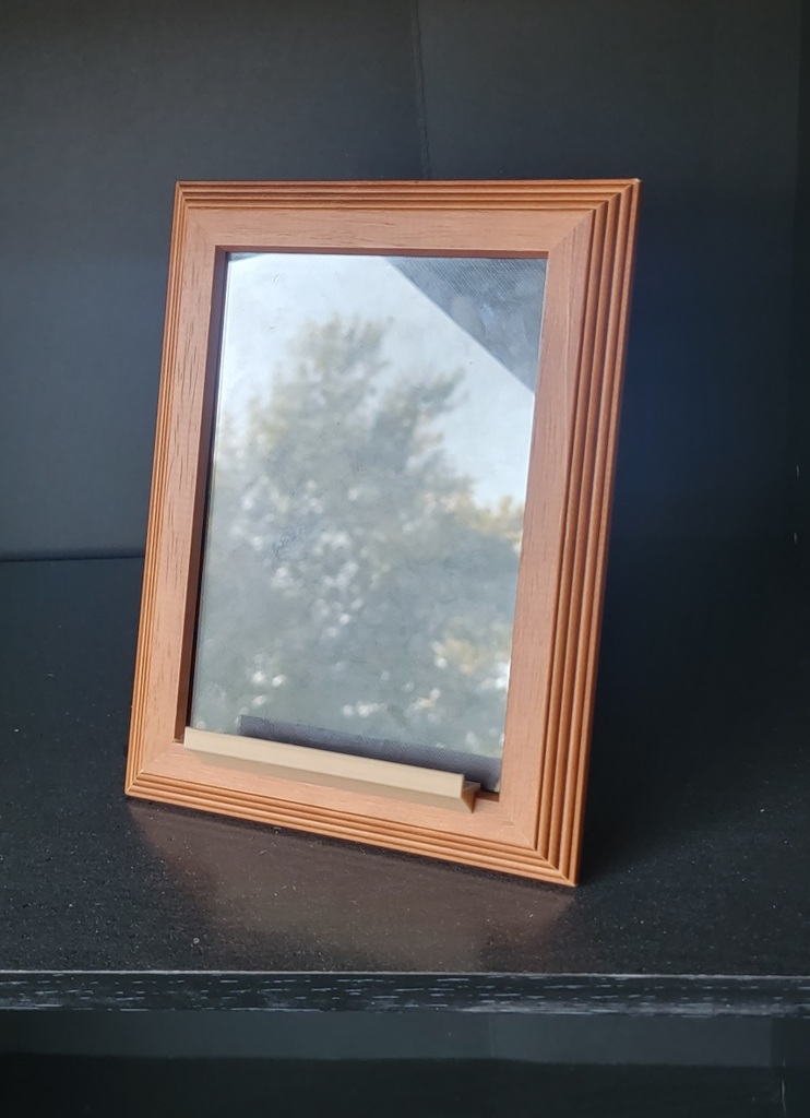 Picture Frame Wireless Charger Mod