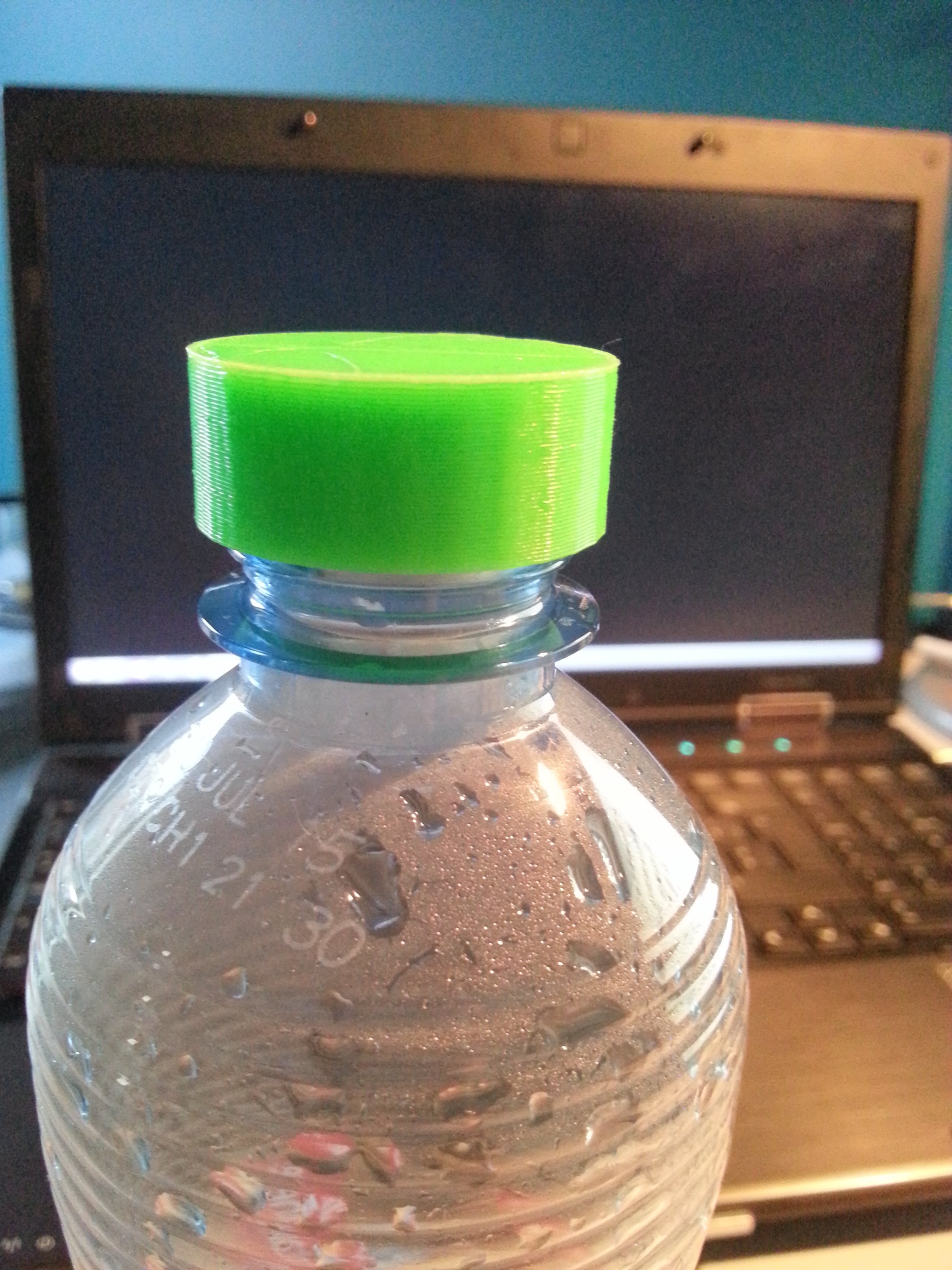 Screw-on Bottle Cap