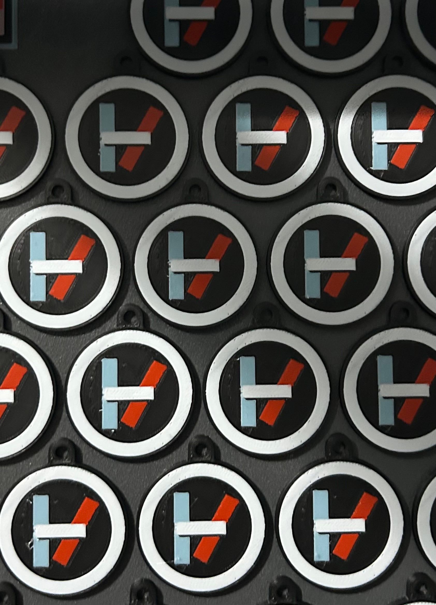 Twenty One Pilots - Vessel Logo - Keychain