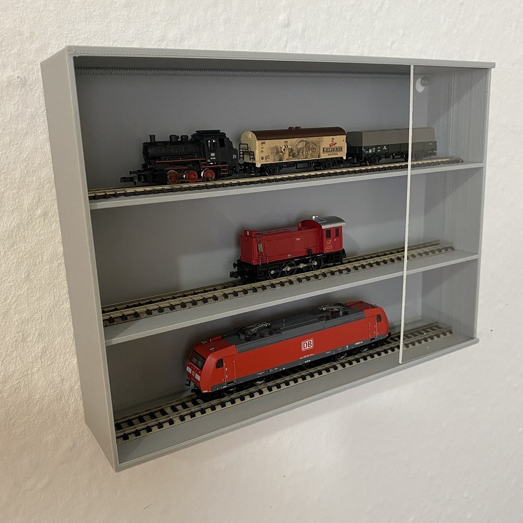 Vitrine / Showcase for Z and N Scale Model Trains (or other things) with A5 Plexiglass