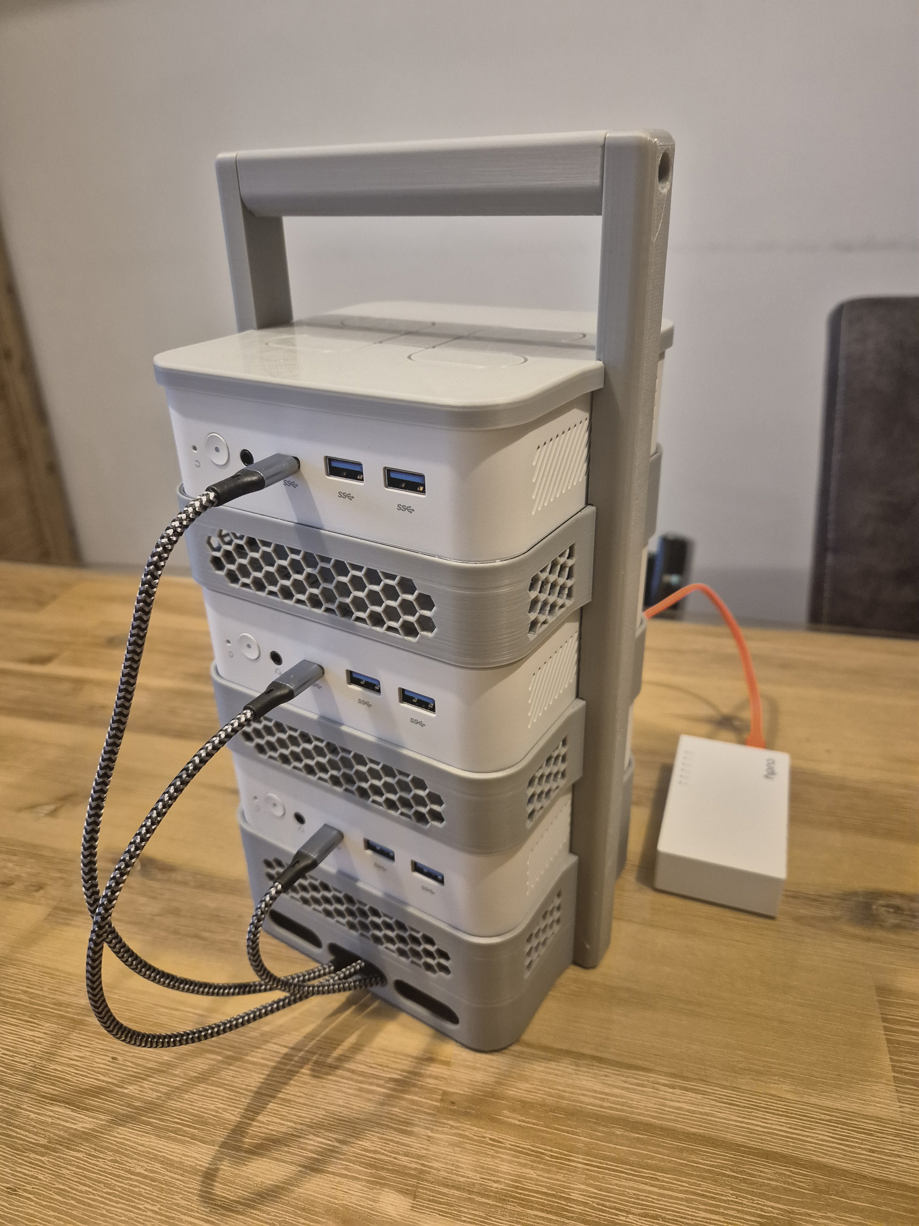 MiniPC Tower for Homelab  (a.k.a. NUC tower)