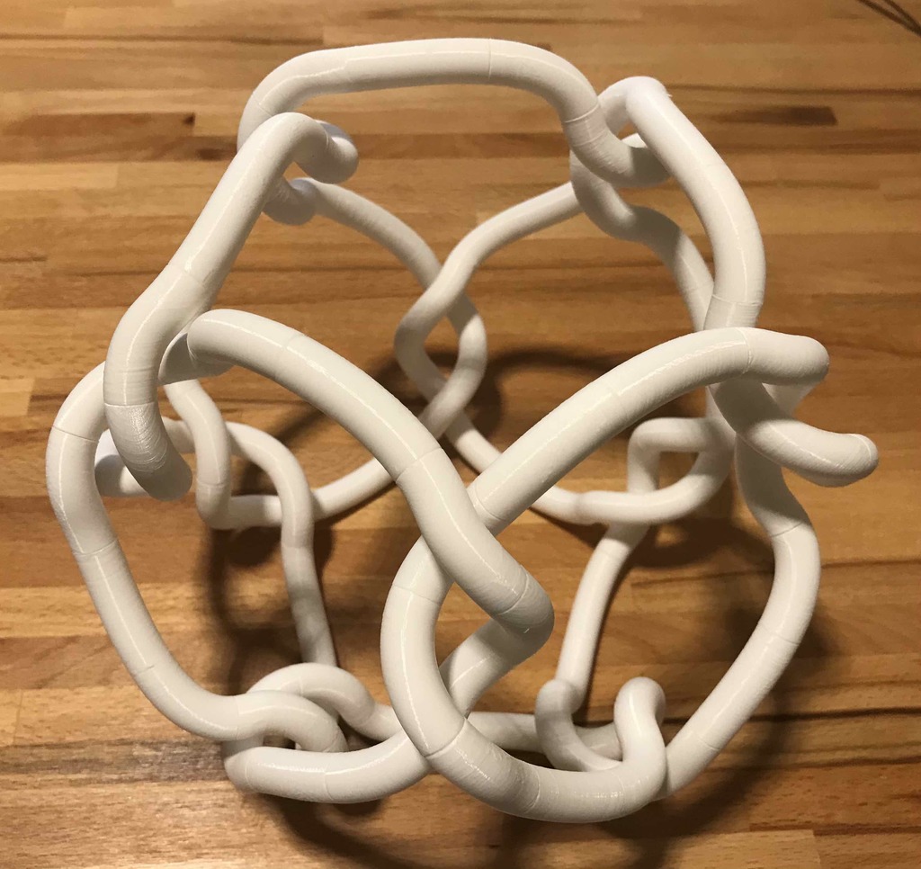 symmetric dodecahedral knot