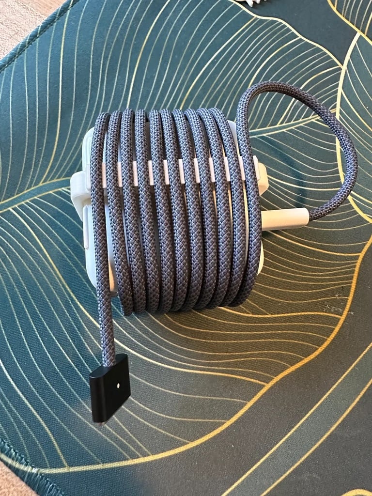 Apple 30W Charger Cable Wrapper/Holder