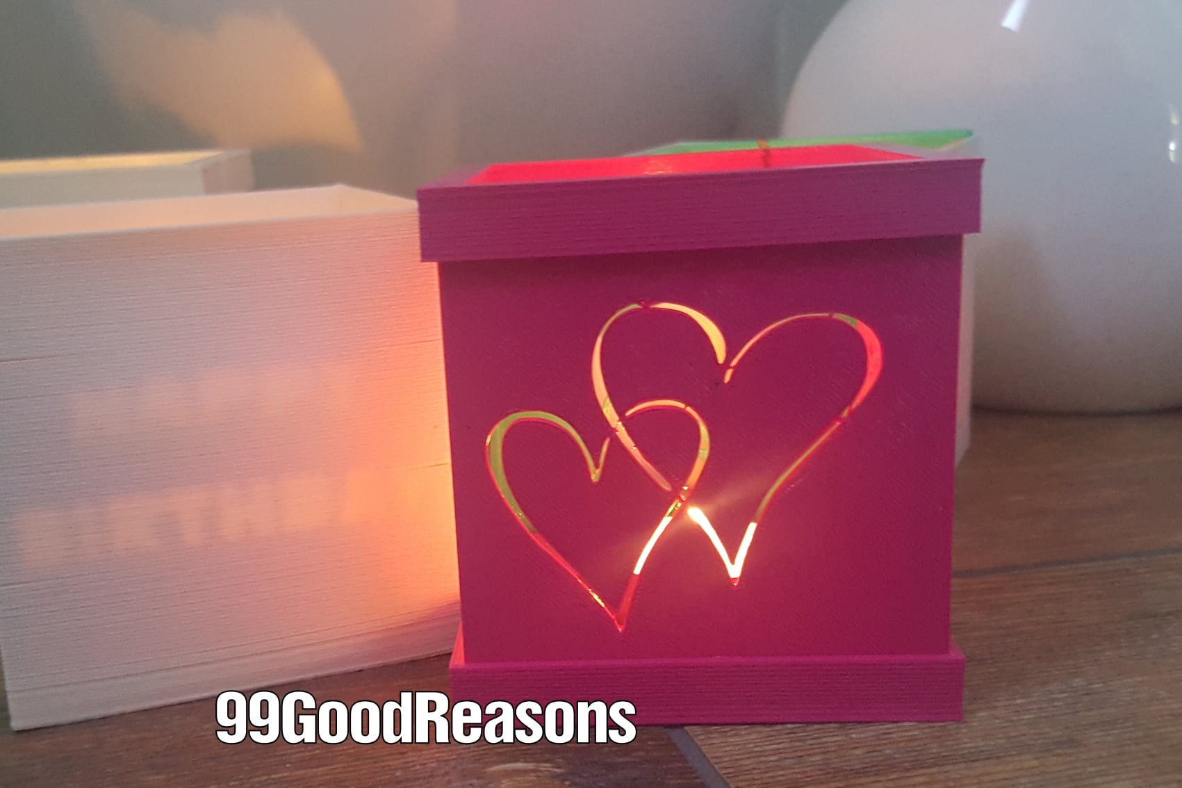 Candle light 99GoodReasons (visible)