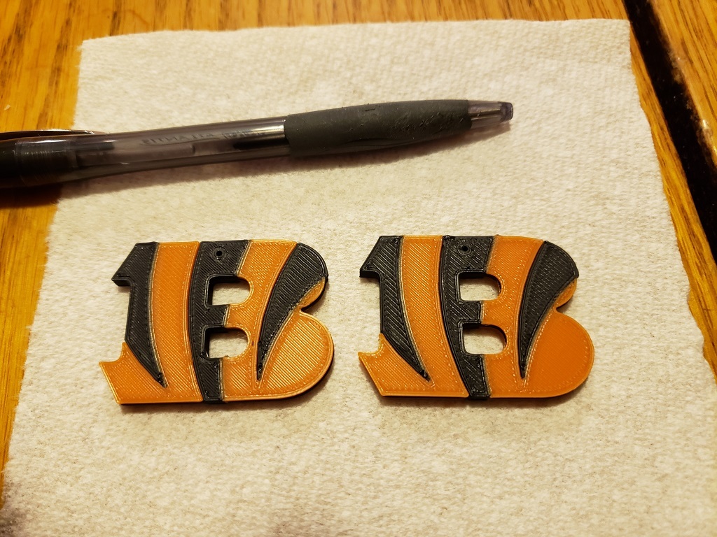 Bengals earrings - Dual Extrusion