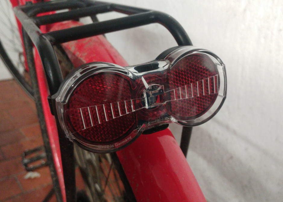 Ampler bike rack back light holder clips