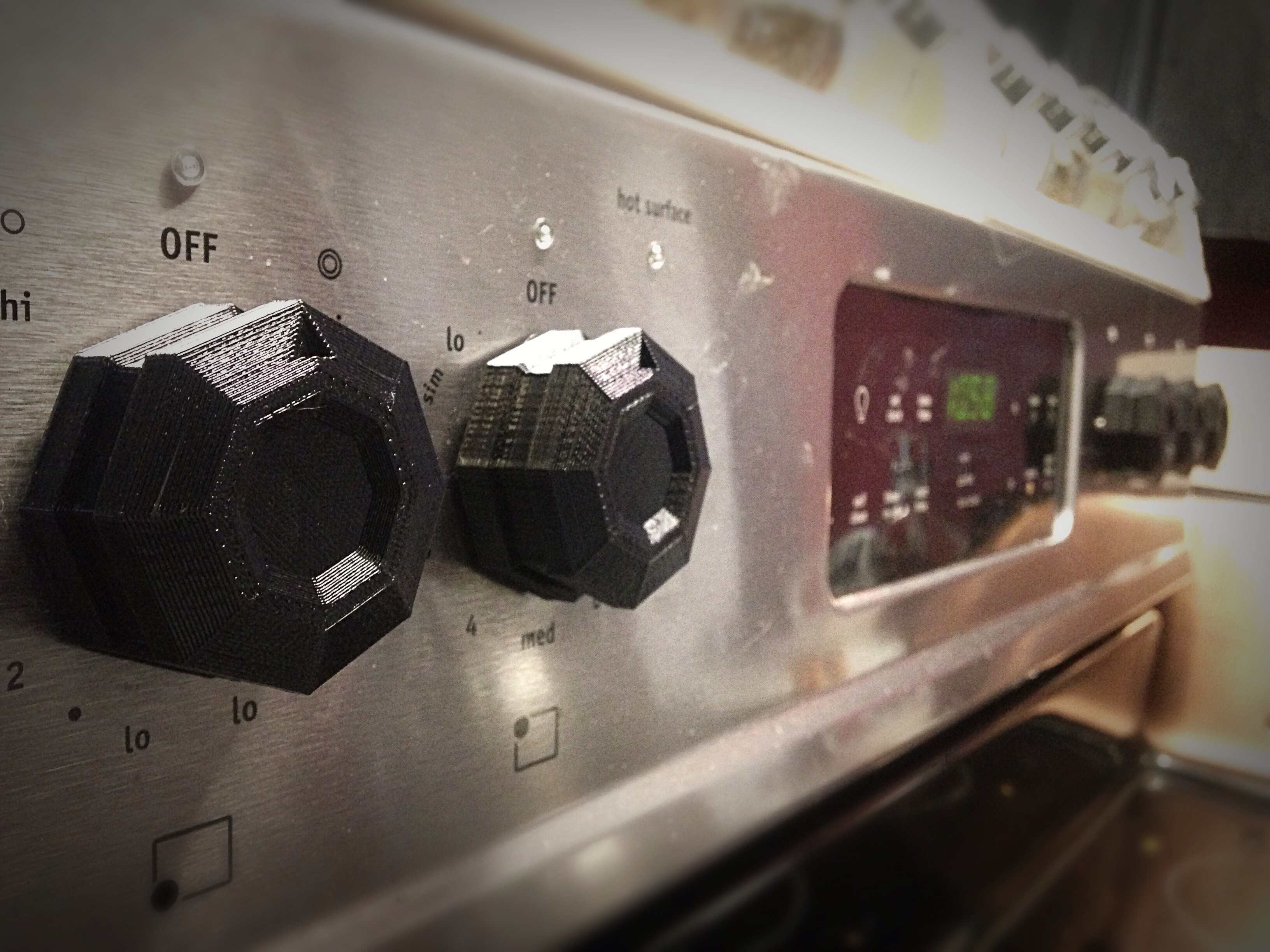 Schwanky Oven Knobs for fancier living