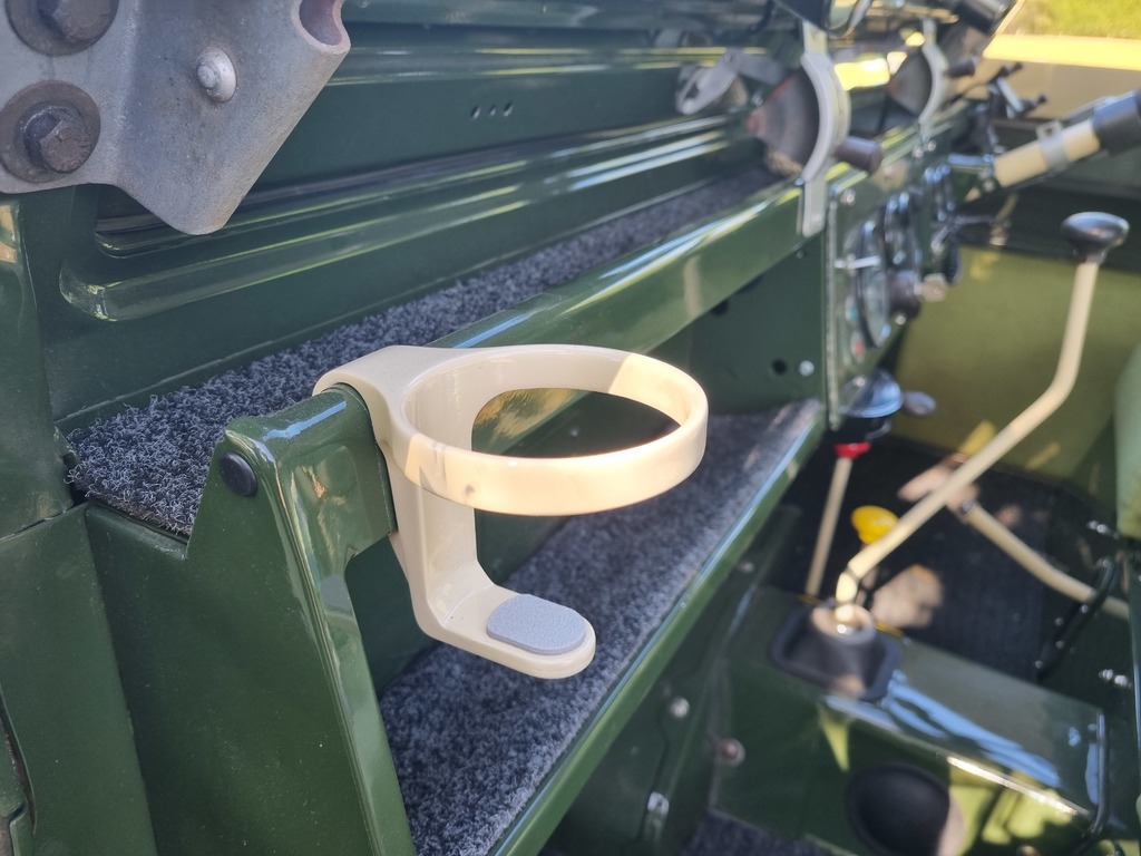 Land Rover Series 2a cup holder