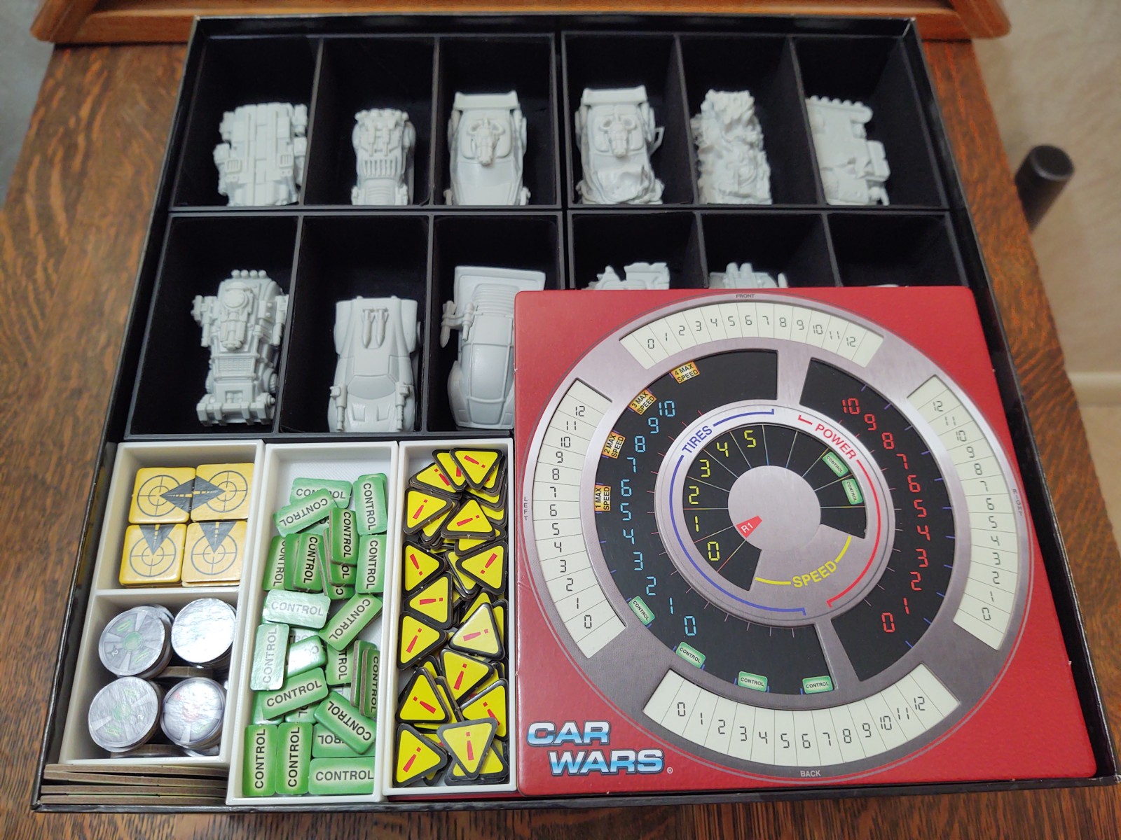 Car Wars 6th Edition insert &amp; organizer for Double-Ace all-in to fit in core box