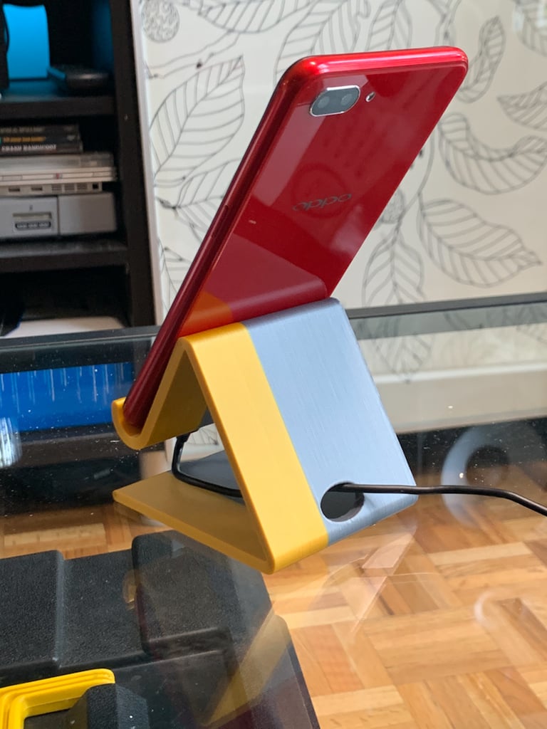 Phone Tablet Stand - No support needed