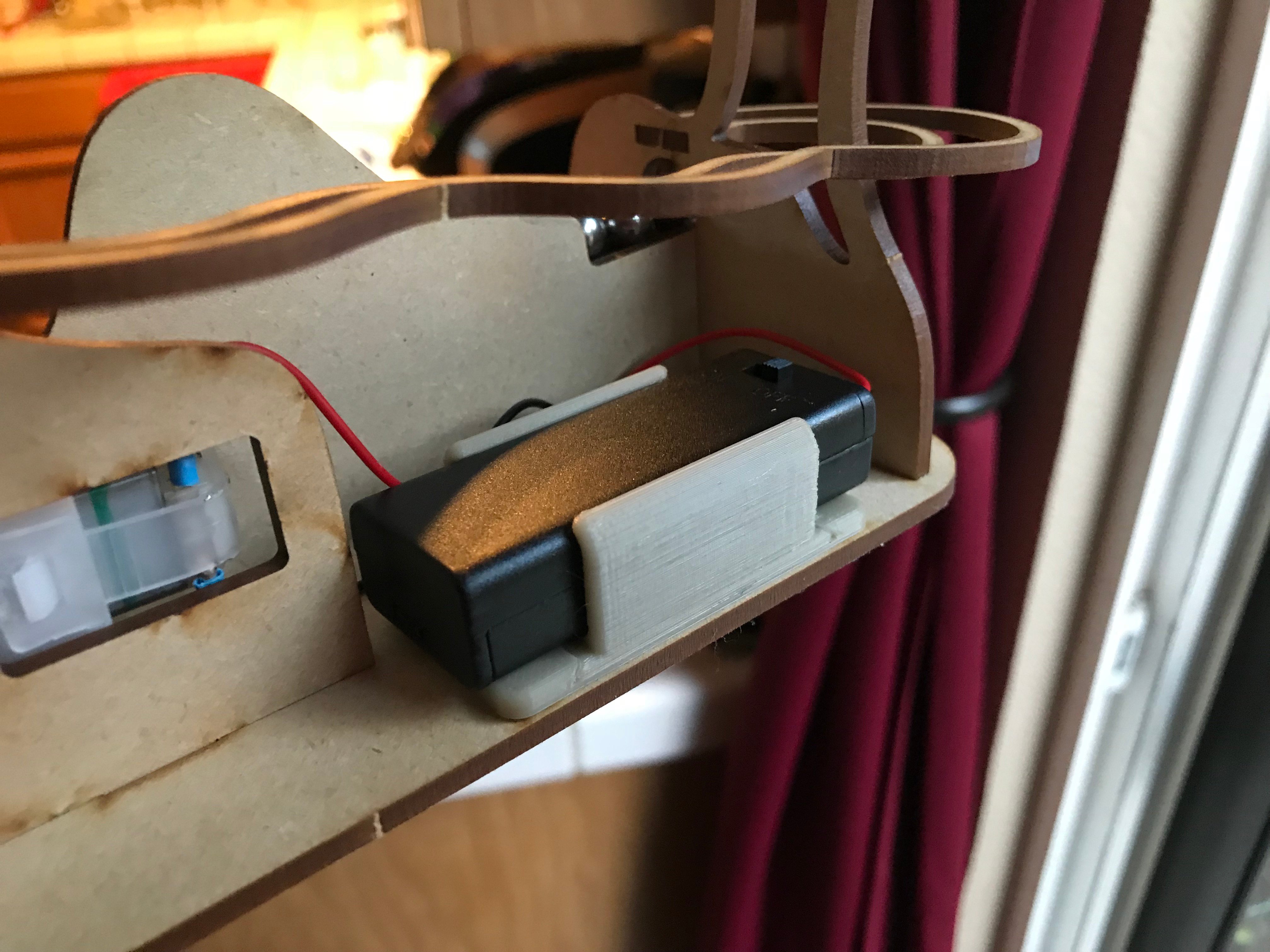 Solarbotics Gravitrack Battery Holder
