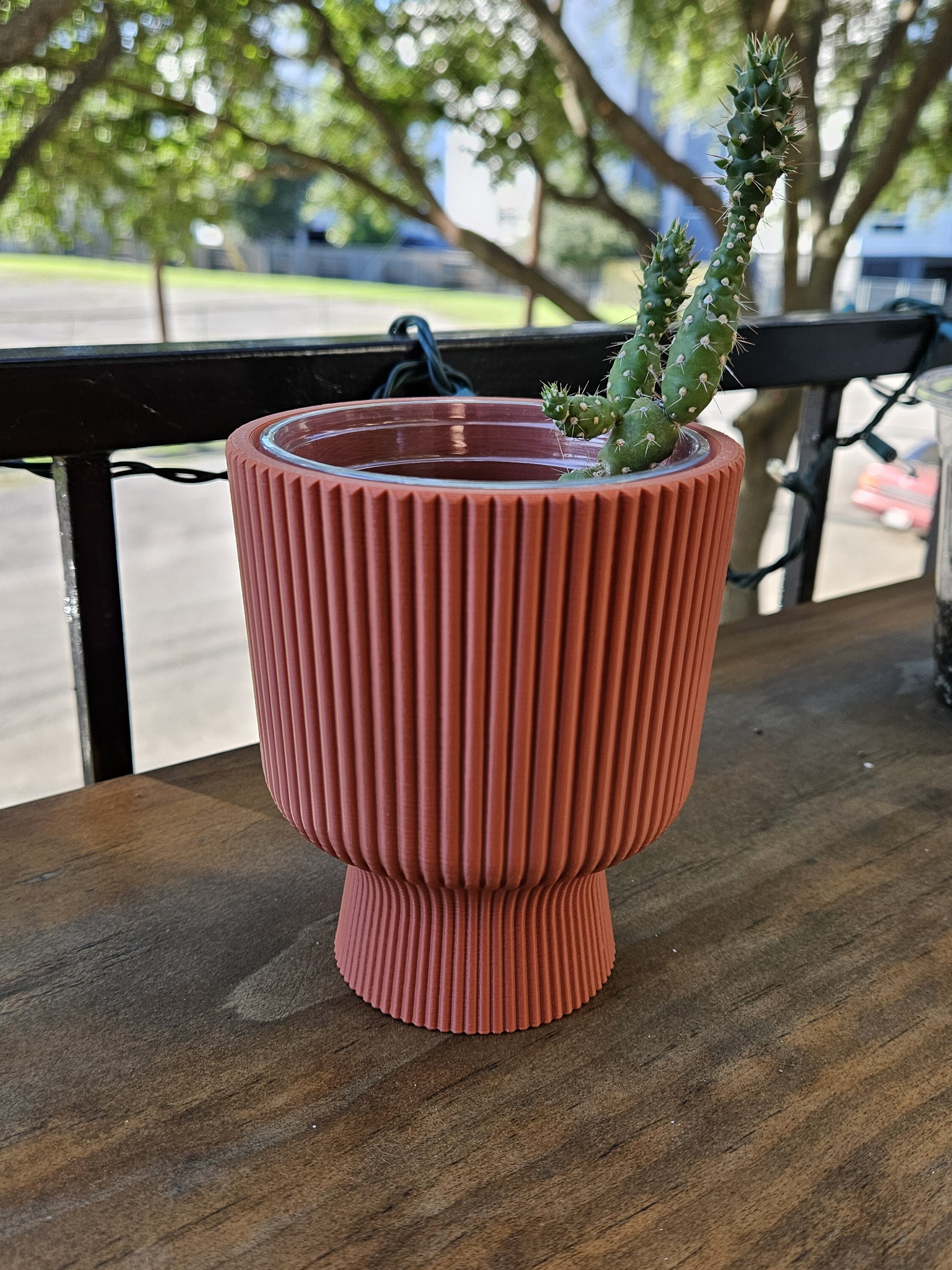 Ribbed Flower Pot