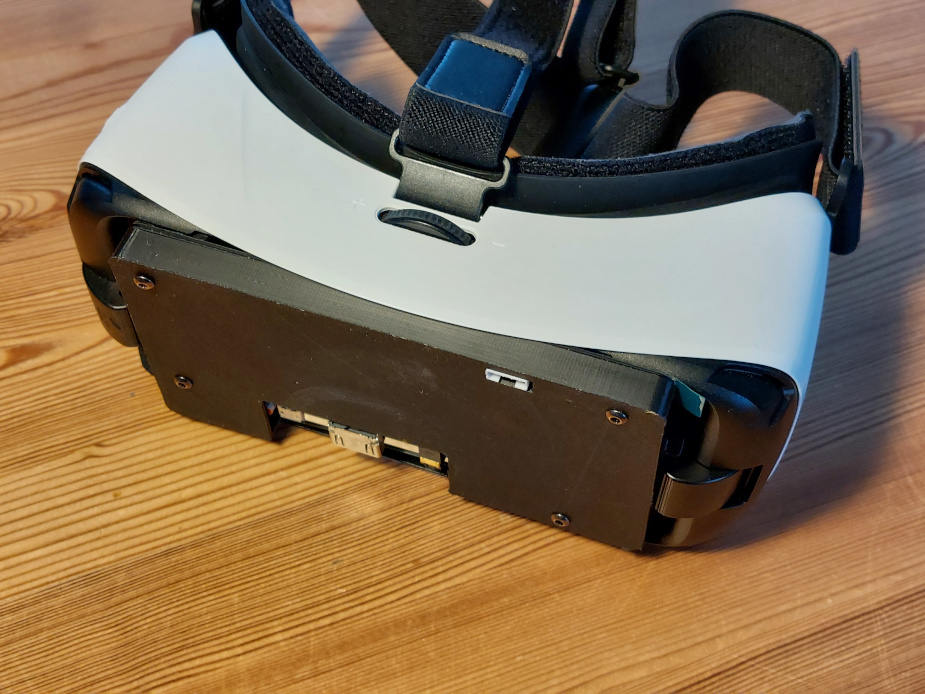 Waveshare 5.5" display holder for Gear VR
