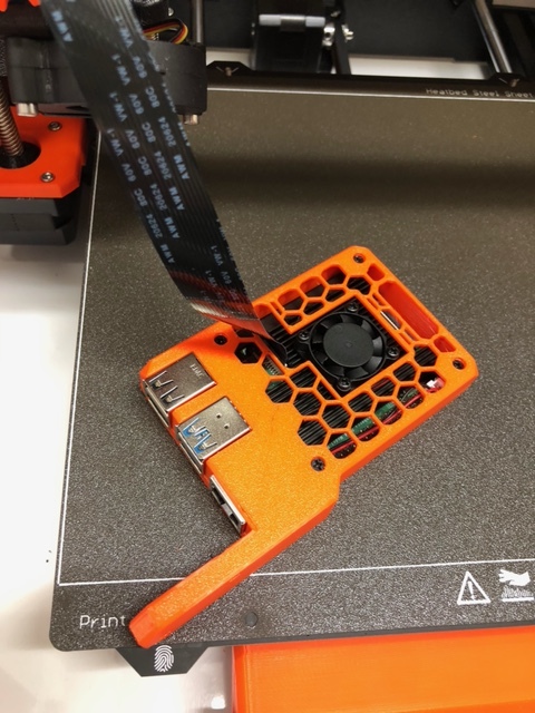 Raspberry Pi4 case for Prusa MK3S+ with DSI opening 