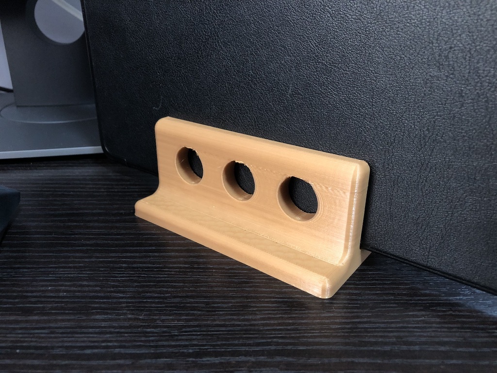 Ipad Stand with Cover (13mm opening)