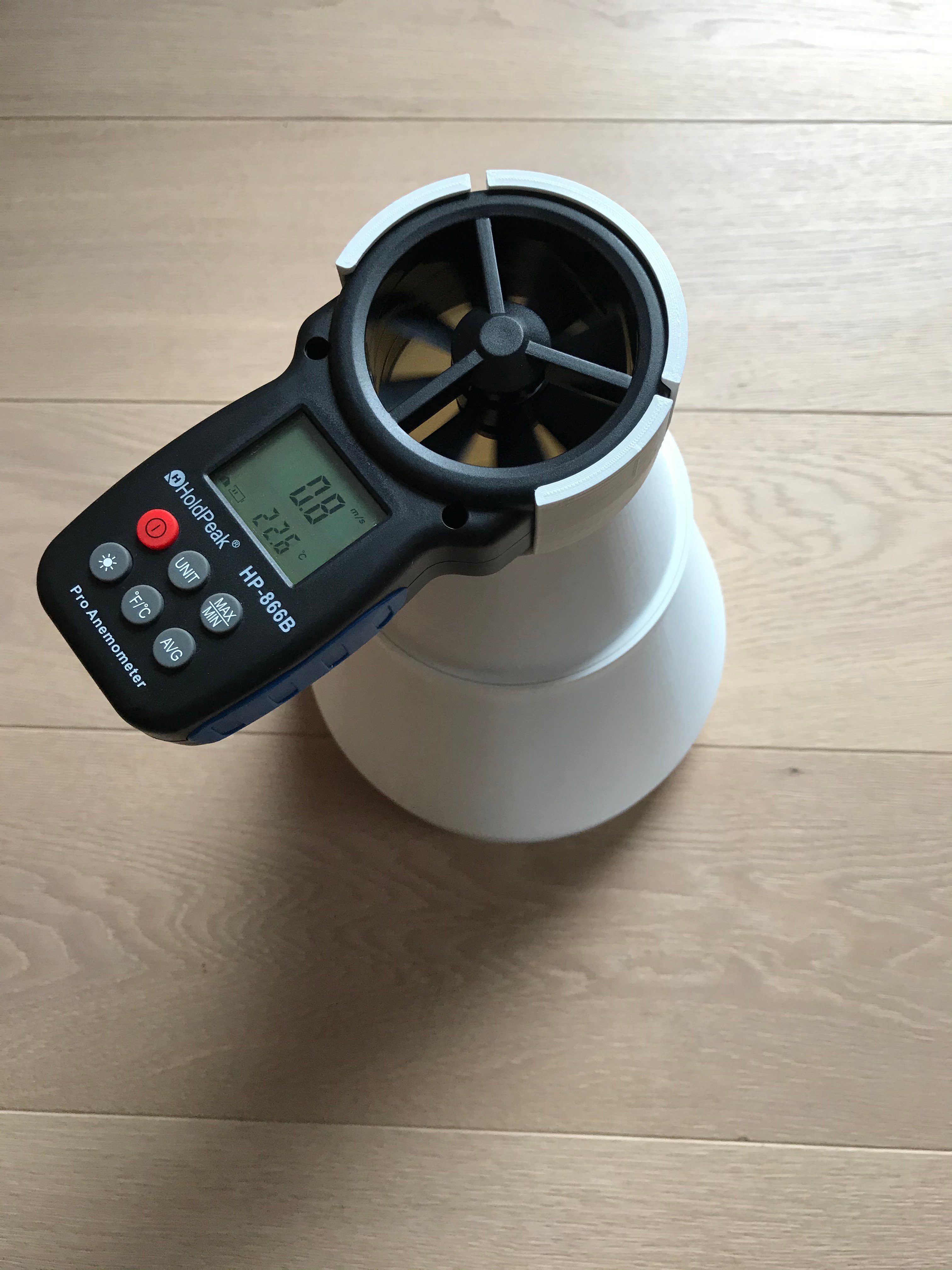 Airflow meter / Anemometer