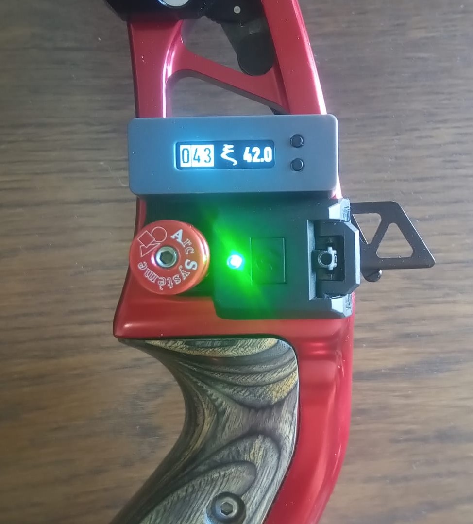 Mantis + Bowdometer support for Hoyt Recurve archery (Formula X)