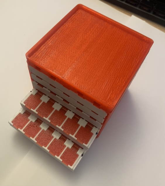 Gridfinity 2x2 SMD component storage with 100