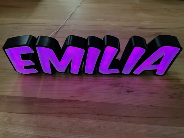 Leuchtschrift Emilia