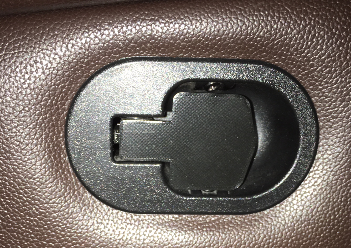 Sofa recliner handle