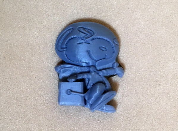 Silver Snoopy magnet