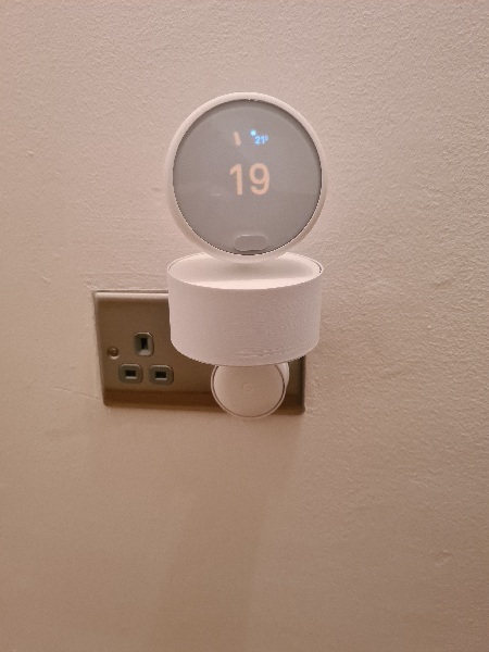 UK Google Heat Link E Thermostat Mount