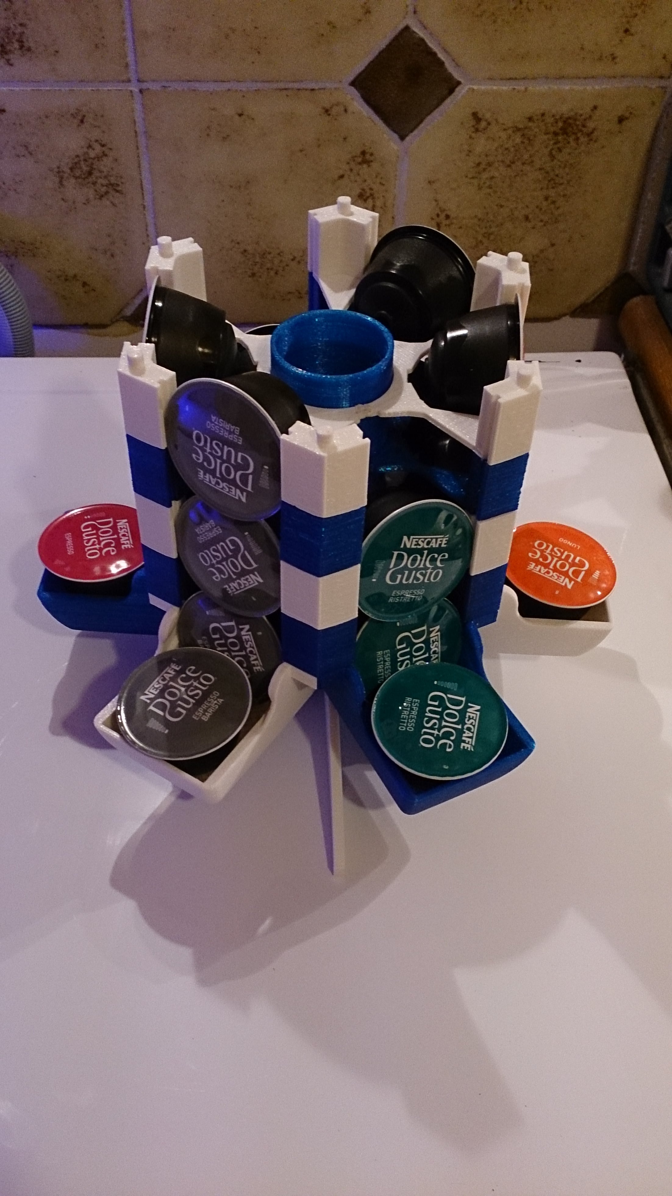 Dolce Gusto capsule holder