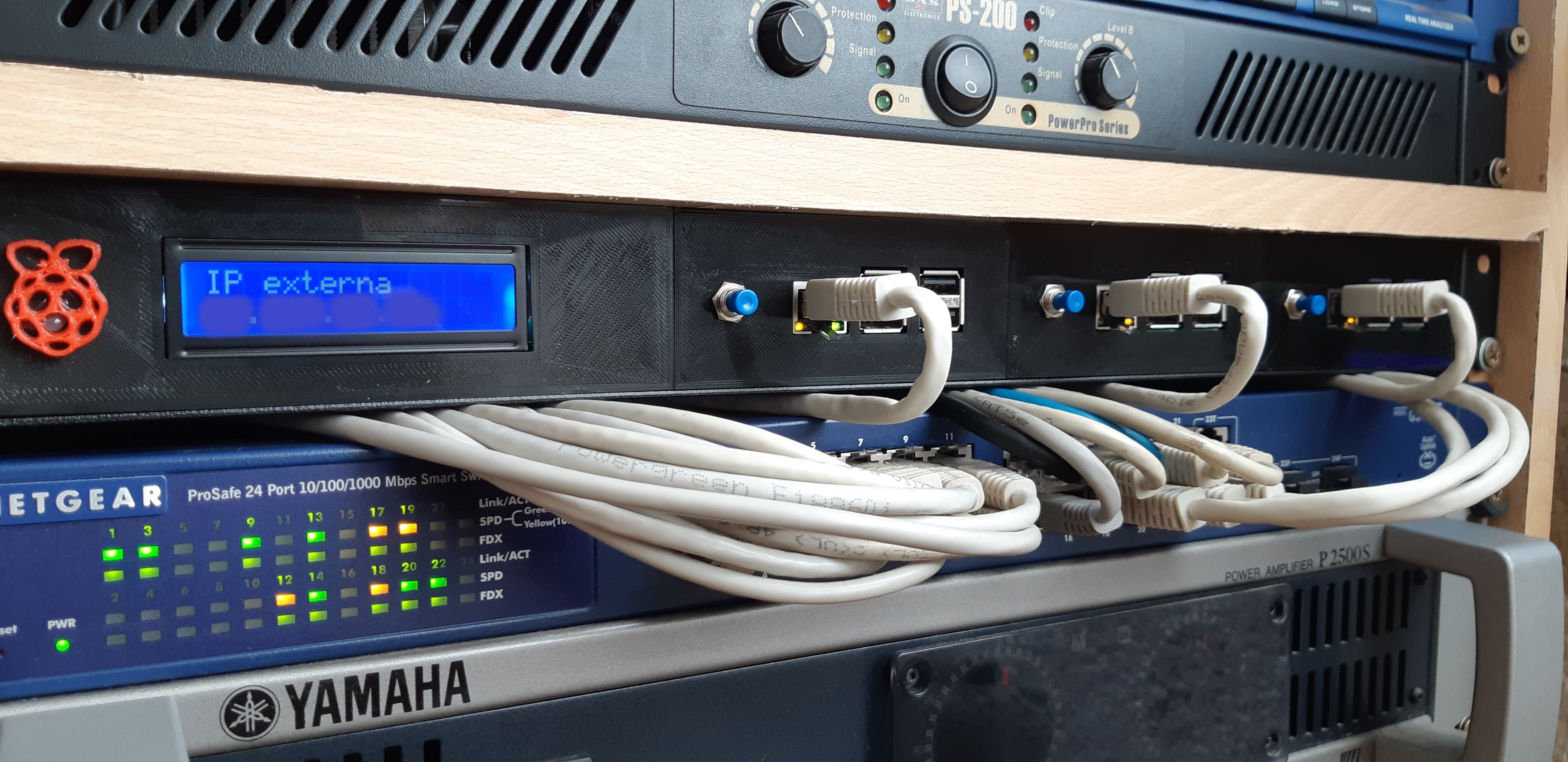 Raspberry Cluster Rack 19"