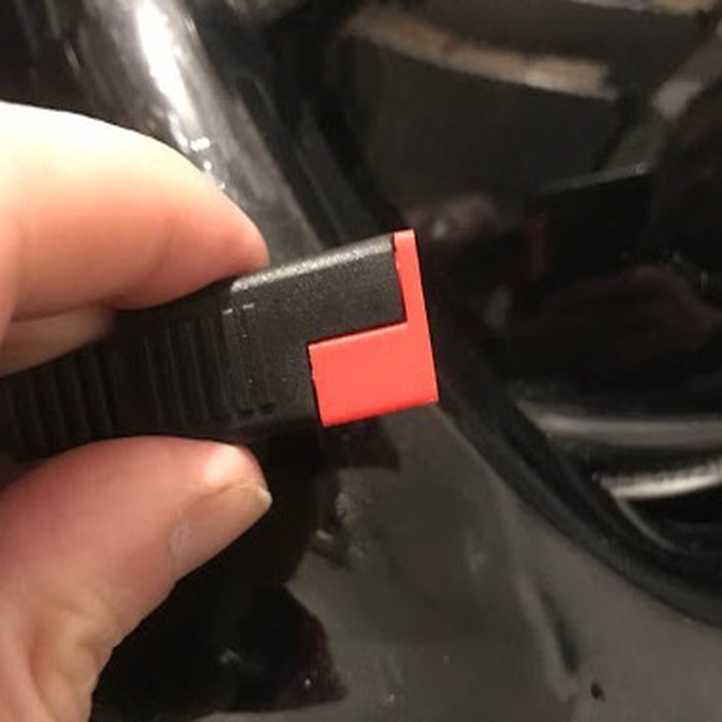 SAE Cable connector protection