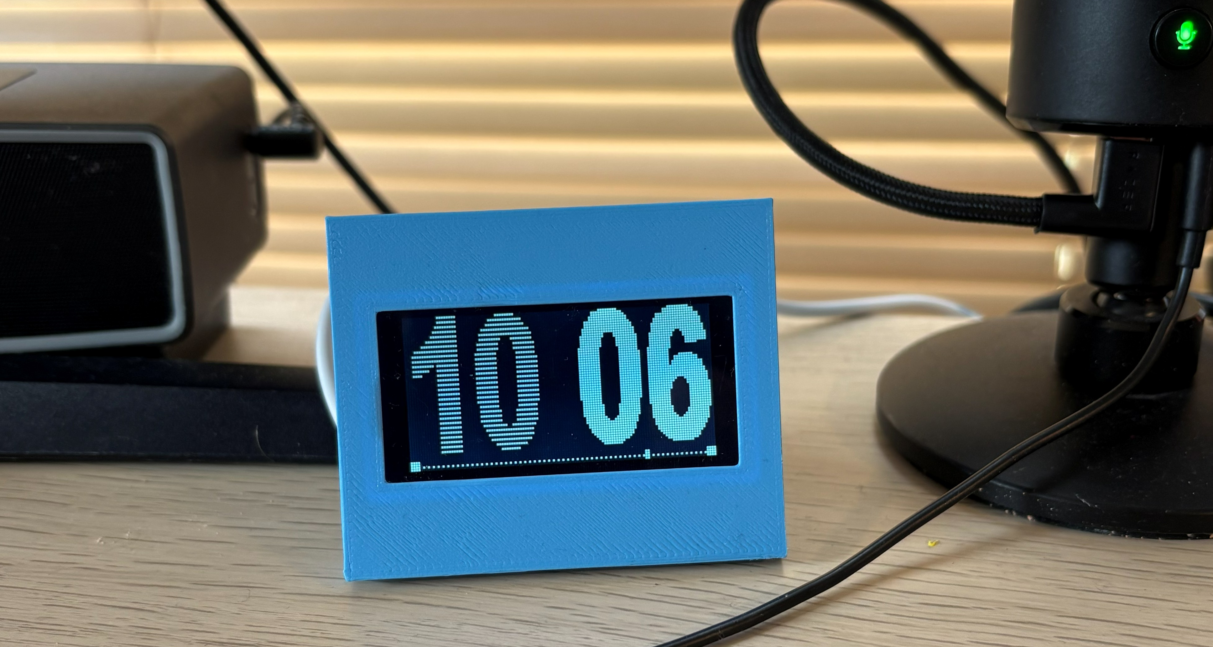 Small LCD Clock case