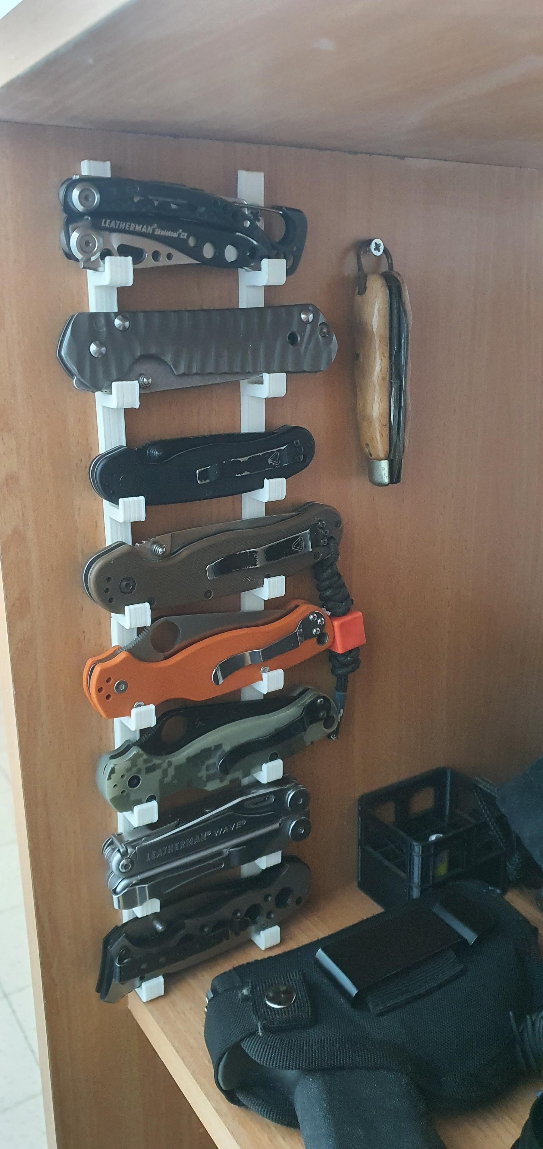 Wall-Mounted Knife Organizer