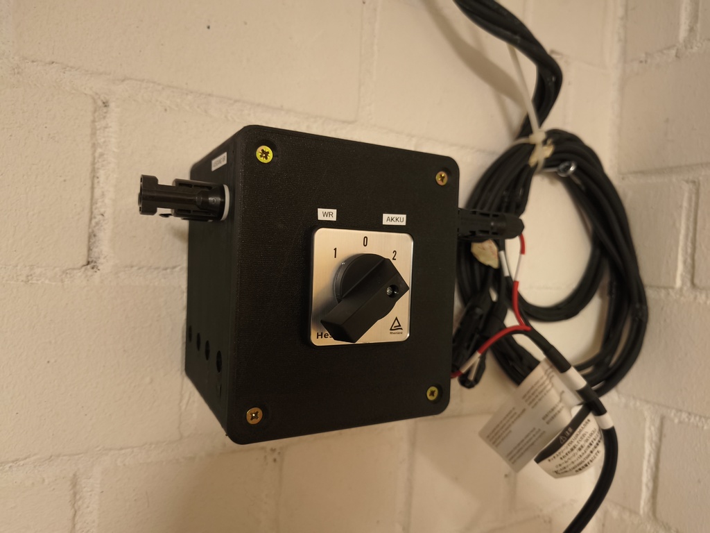 Electrical Connection Box for a PV switch