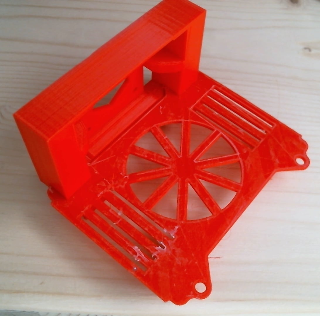 De200 (dagoma discoeasy 200) - Plateforme pour extruder au dessus de l'imprimante - "On-top-extruder" platform