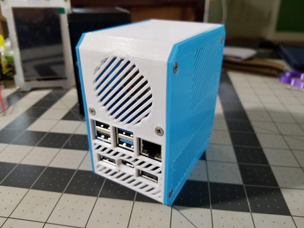Mini Desktop Case for Raspberry Pi 4 with Makerbase "UPS" 18650 Power Supply